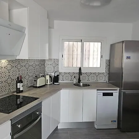 Feliz Apartment *